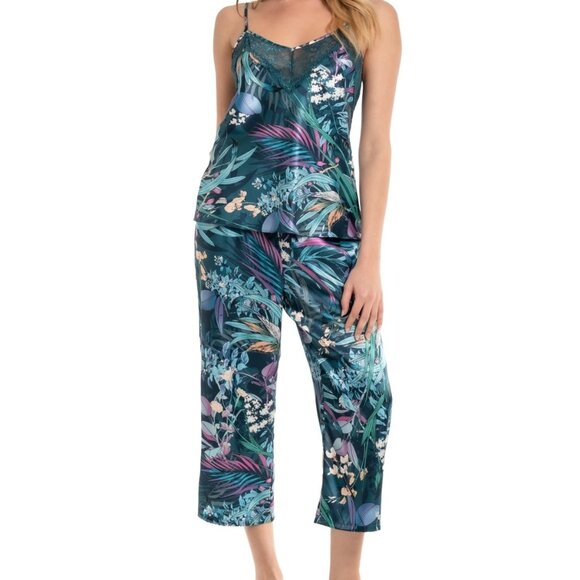 BUNDLE FOR @KARENCONTRER307 - Picture 1 of 6